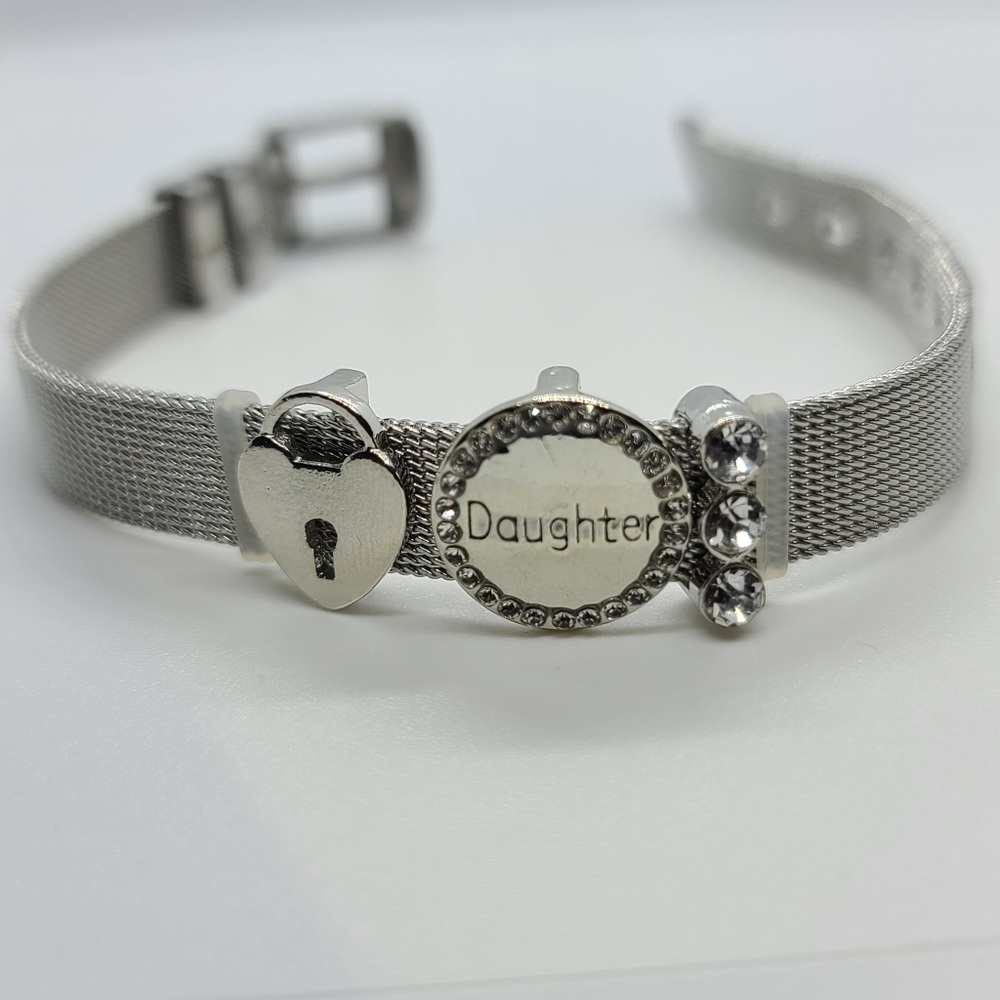 Bracelets - Picture 7 of 8
